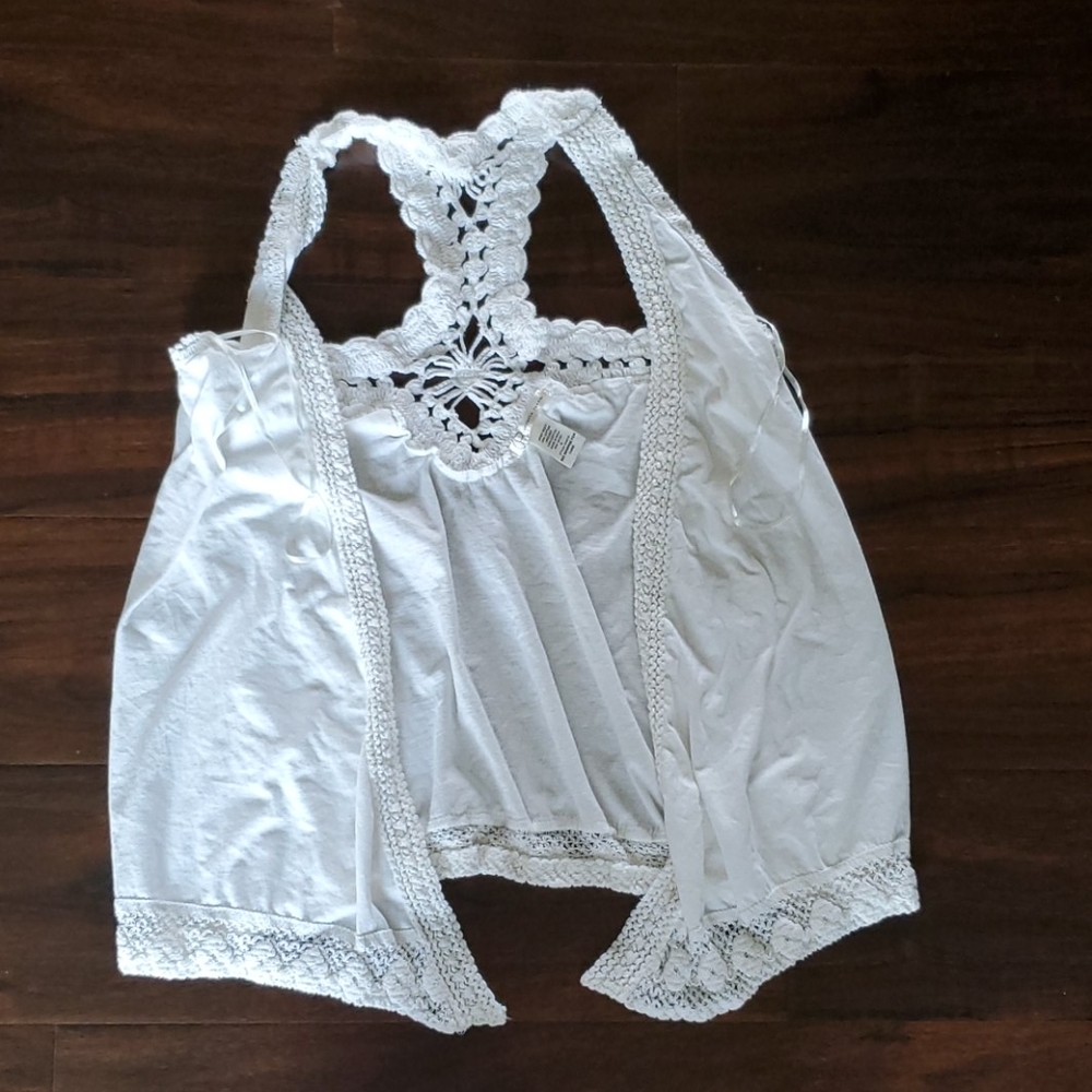 Charlotte Russe sleeveless cardigan